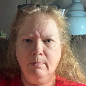 Meet your Posher, Deborah